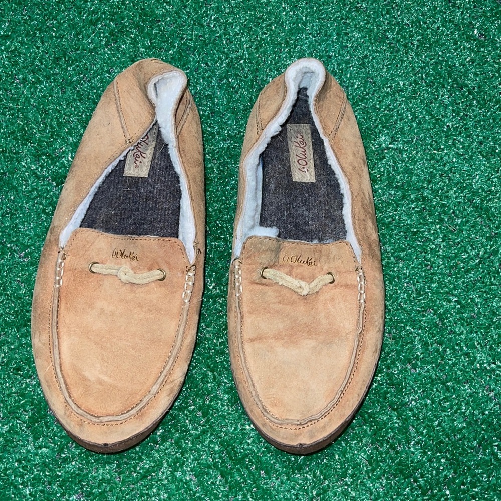 Olukai Slippers